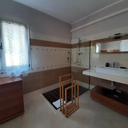 B&B Cyrnea - Adults Only