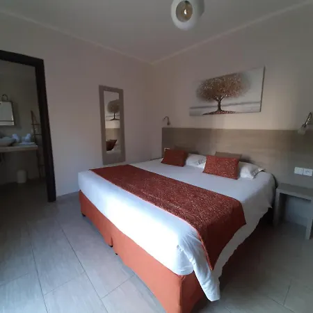 Cyrnea - Adults Only B&B