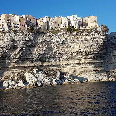 Cyrnea - Adults Only B&B