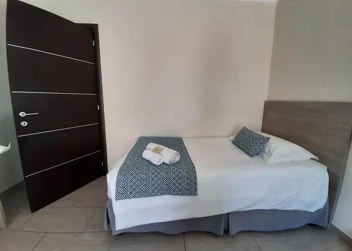 Bed & Breakfast Cyrnea - Adults Only *