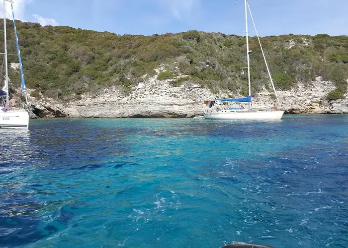 Cyrnea - Adults Only Bed & Breakfast *